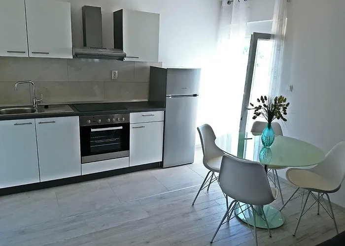 Apartment Ika *