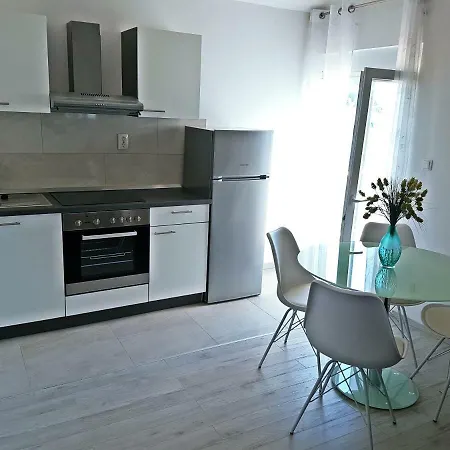Apartman Ika *