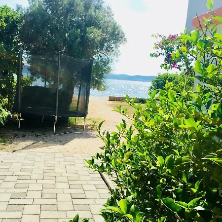 Ika Apartman